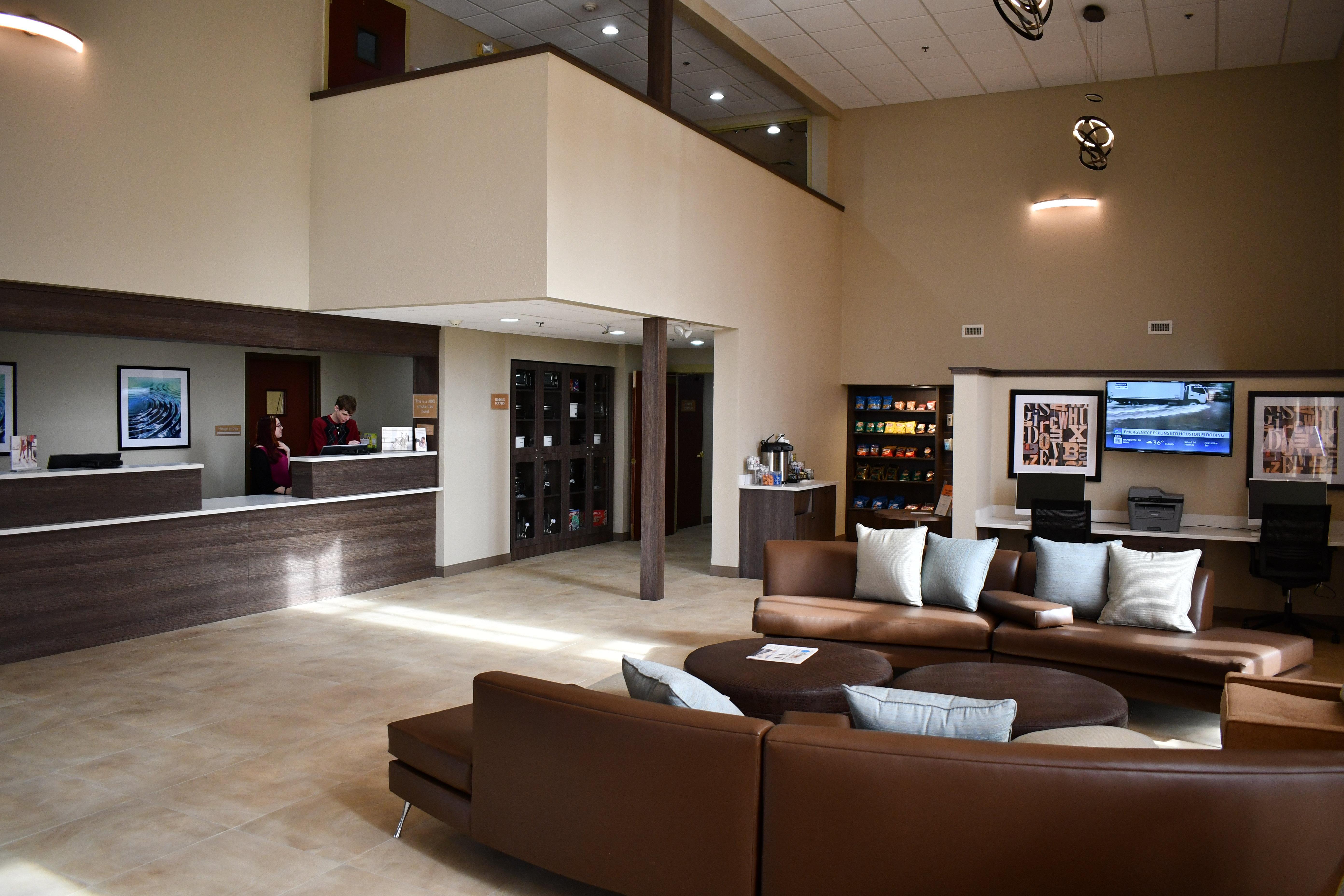 Candlewood Suites Grand Rapids Airport By Ihg Cascade Exterior foto