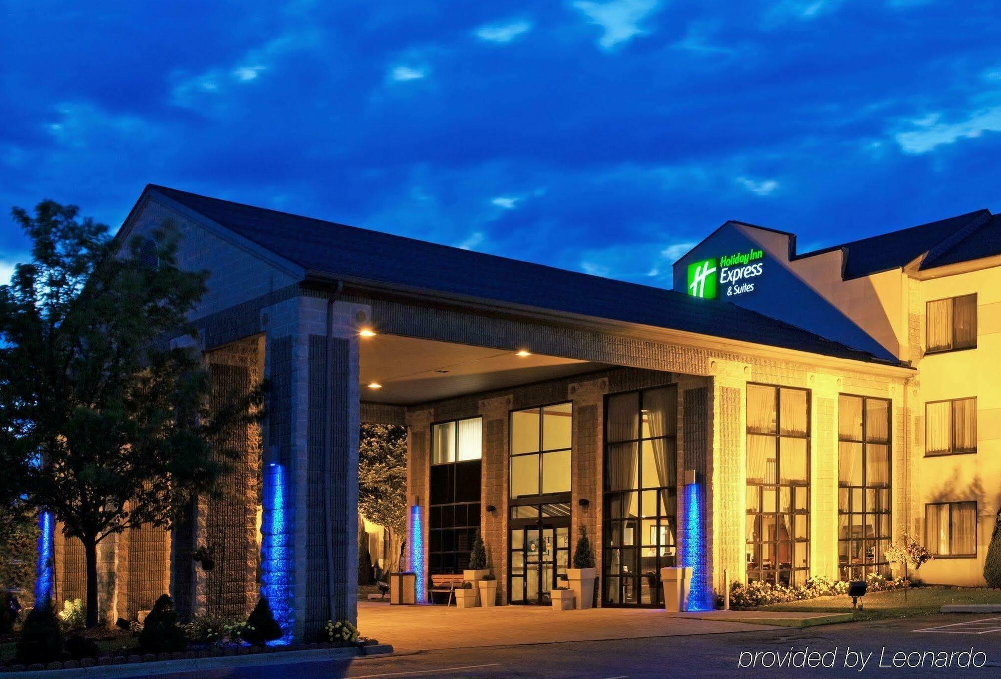 Candlewood Suites Grand Rapids Airport By Ihg Cascade Exterior foto